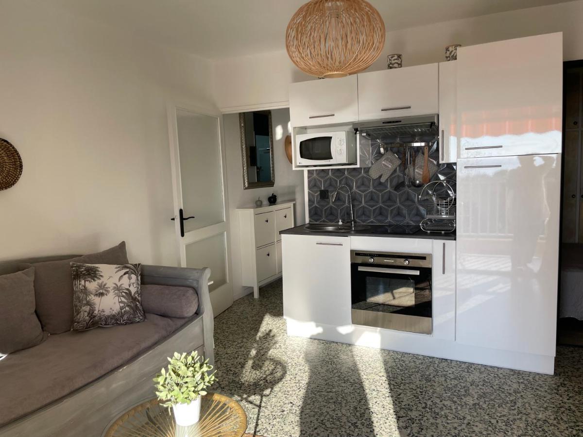 Appartement Vue Mer Au Lavandou Le Lavandou Exterior foto